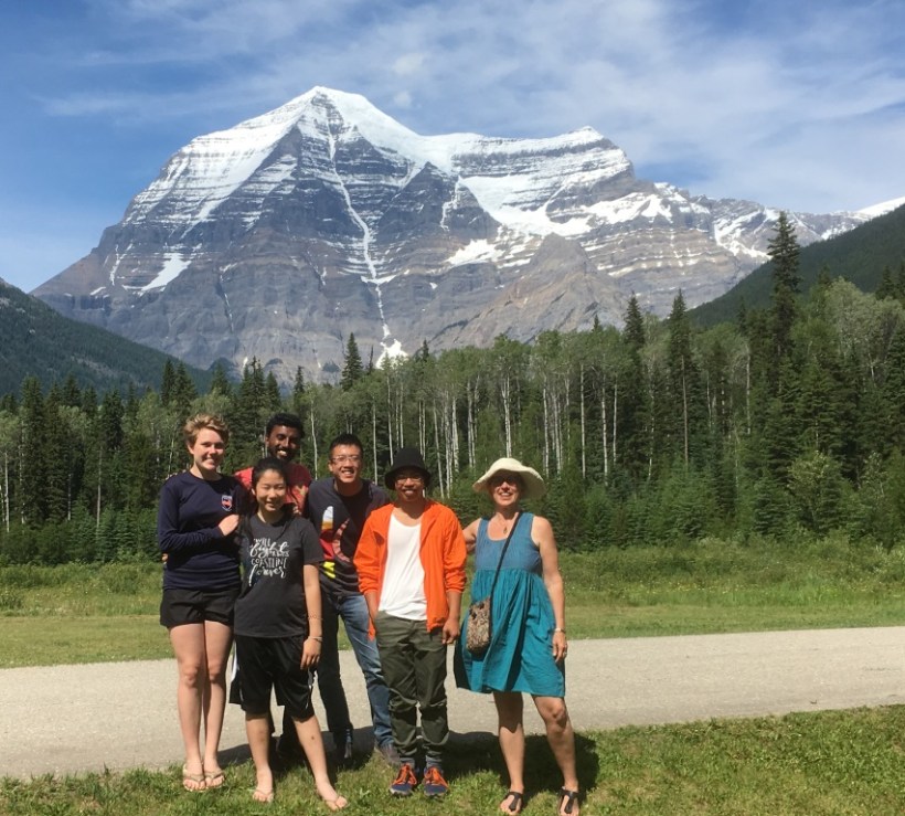 Carmen_team_Mount_Robson